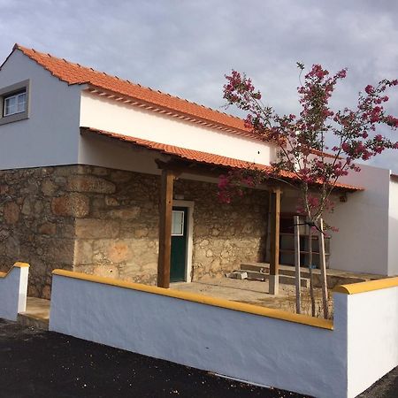 Villa Casinha Da Avo Maria Alcobaça Exterior foto