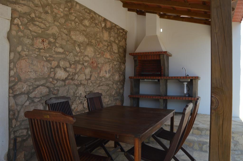 Villa Casinha Da Avo Maria Alcobaça Exterior foto